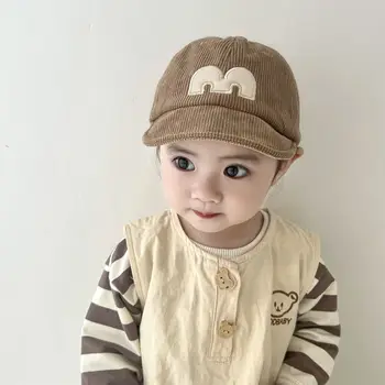 2023 סתיו קורדרוי תינוק כובע בשביל בנות בנים רך ברים דלי אופנה כובע מכתב מ ' מתכוונן ילדים בונט התינוק כובעים Gorras