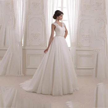 TIXLEAR שמלת כלה ללא שרוולים V-צוואר שמלות כלה תחרה אפליקציה שמלת הכלה קו A-שמלה קלאסית טקס הנישואין.