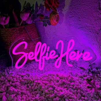 Selfie כאן שלט ניאון סטודיו מסיבת פריסת אור LED אסתטי השינה משחק בית של חדר אמנות אישיות ורוד קיר בעיצוב מנורה מתנה